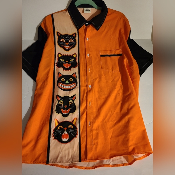 vintage style halloween shirts